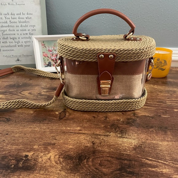 Versatile Braided Purse - Picture 3 of 3